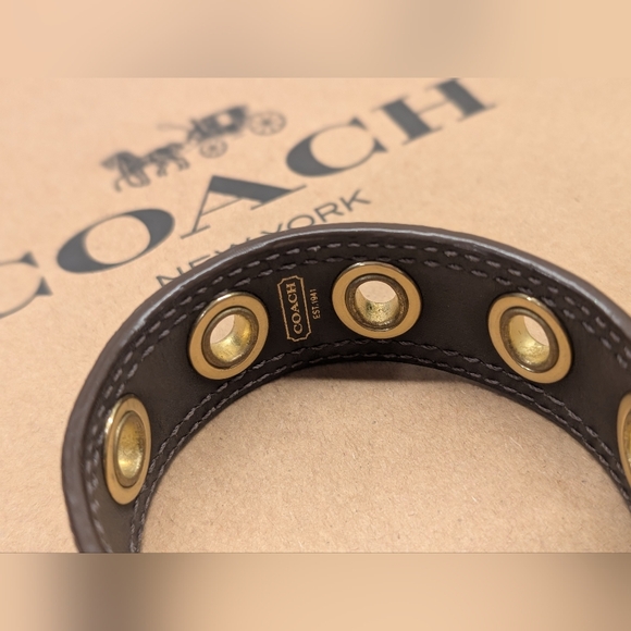 Coach Leather Bracelet - EUC - Gold 2.75 Inch Diameter - Picture 6 of 11